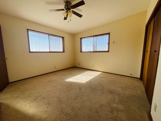 Building Photo - Westside 3 Bedroom 1.75 Bath