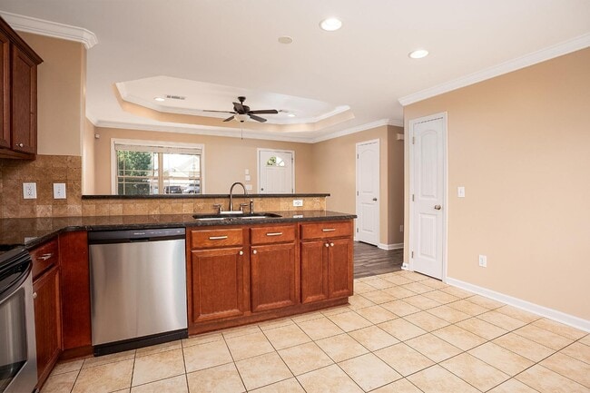 Building Photo - 2469 Waterstone Cir