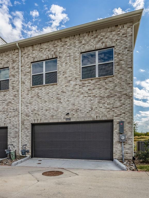 Building Photo - 1770 Thornton Dr