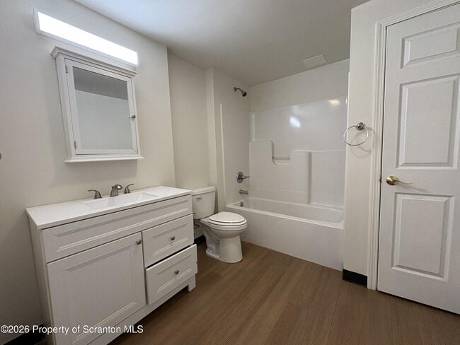 Building Photo - 1002 Jackson St