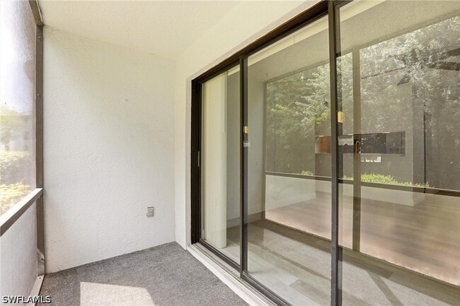 Building Photo - 9570 Green Cypress Ln