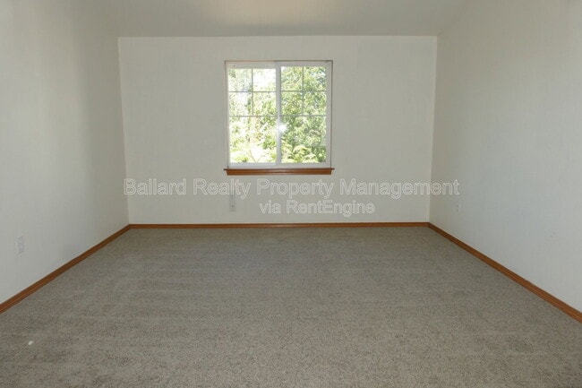 Building Photo - 810 NW 50th St