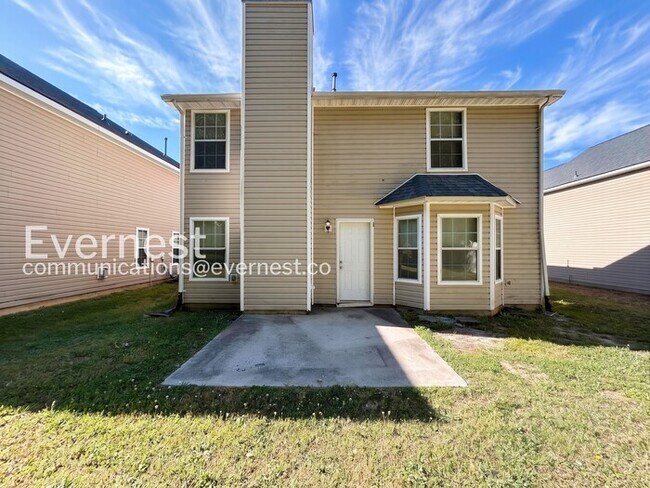 Building Photo - 5544 Bluegrass Dr