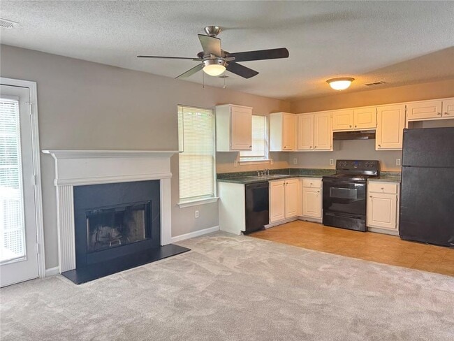 Building Photo - 4044 Robin Cir