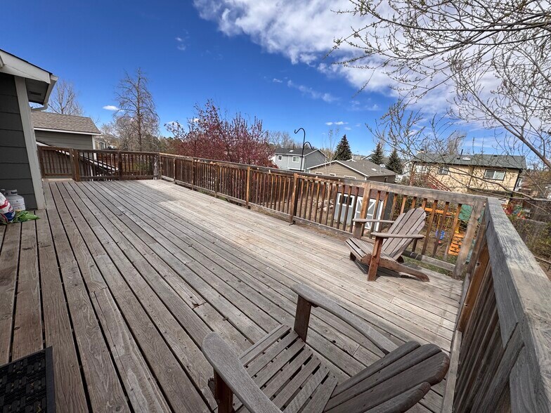 Building Photo - 7624 Montarbor Dr