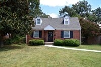 Building Photo - Nice Westend Brick home in the U of R area