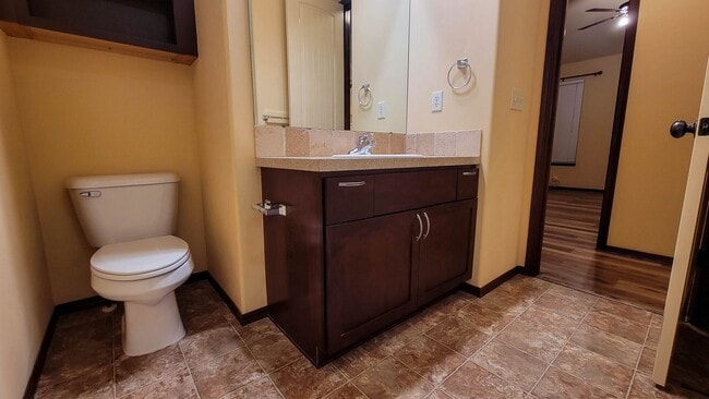 Building Photo - 6614 N Upchurch