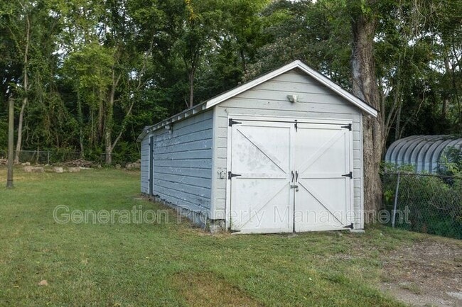 Building Photo - 303 Shawnee Trail