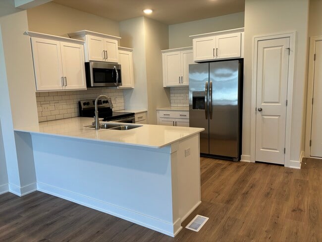 Building Photo - 11407 N 161st Ct