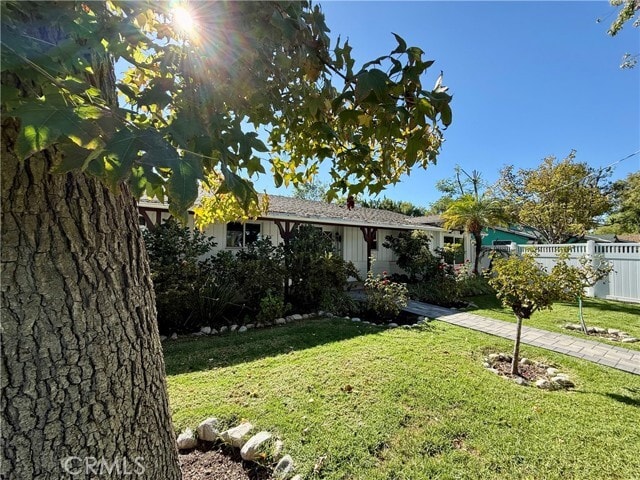 Building Photo - 22346 Burbank Blvd