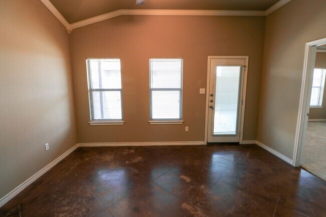 Building Photo - 3037 Beauford St