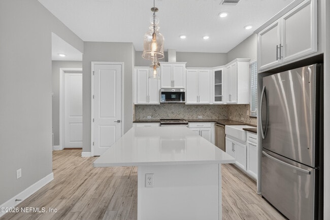 Building Photo - 7446 Loggerhead Ct