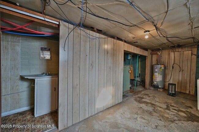 Building Photo - 1307 Wood St