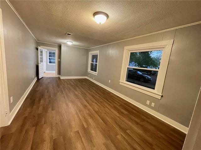 Building Photo - 215 N Carter St