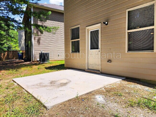 Building Photo - 6446 Grey Fox Way