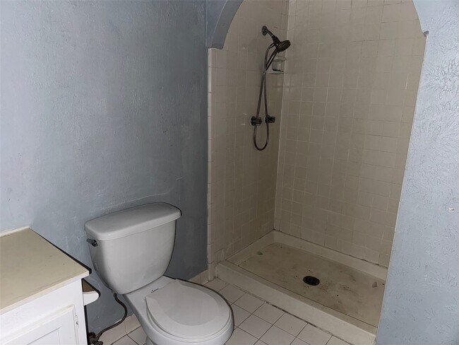 Building Photo - 3807 Cypressdale Dr