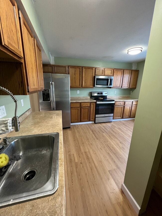 Building Photo - 17 Gallorette Ct