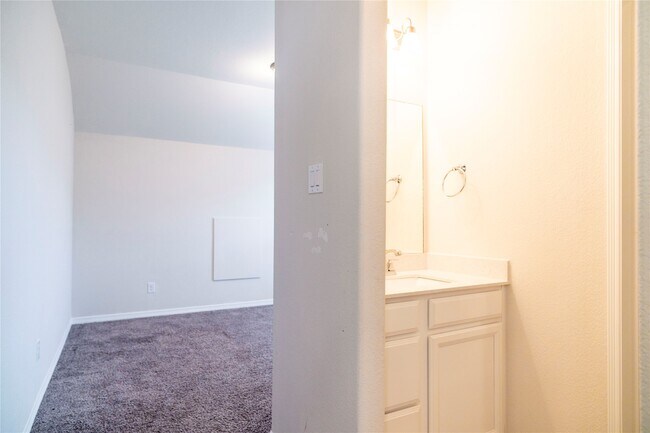 Building Photo - 3618 Windward Canyon Dr