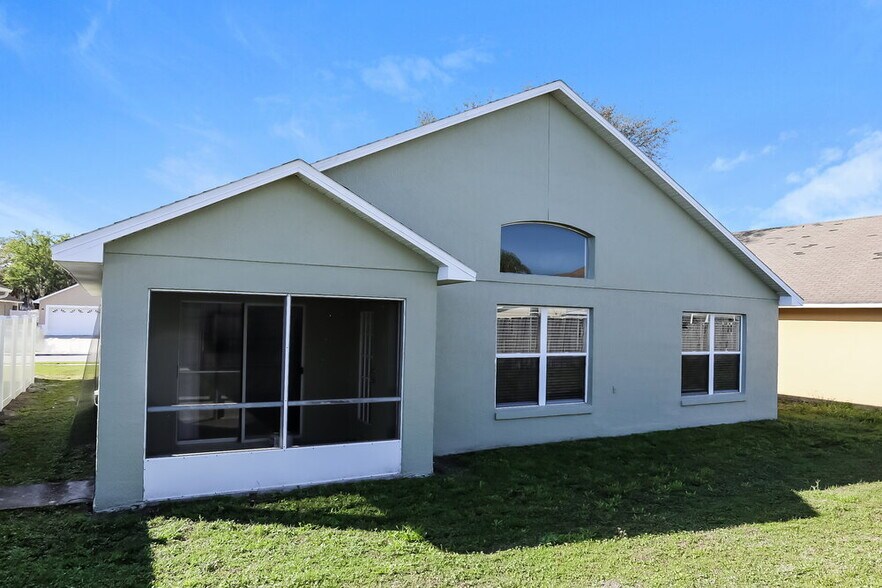 Building Photo - 2117 Flintlock Blvd