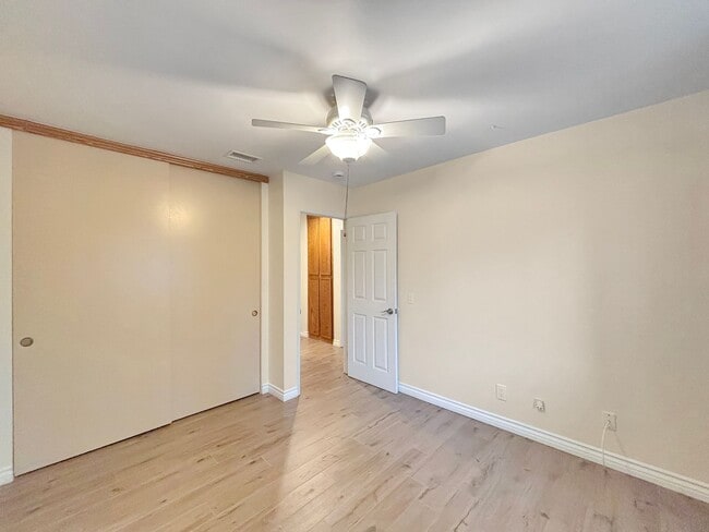 Building Photo - Charming 2BD/2BA Townhouse in Clairemont M...