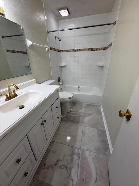 Building Photo - 735 E 7th Ave