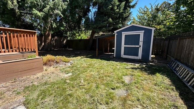 Building Photo - 4bd 2 bath Home in Westmoreland, Portland:...