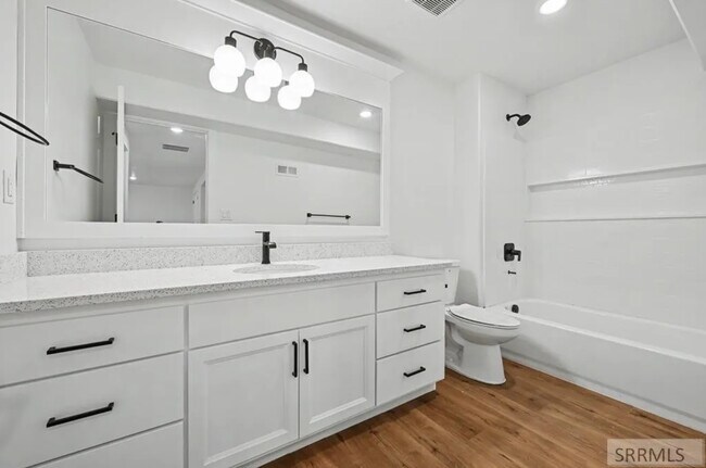 Building Photo - 363 Eliza Joy Ln