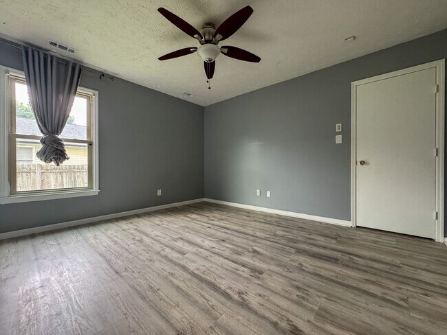 Building Photo - 5599 Quietwood Pl