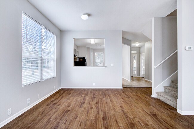 Building Photo - ***MOVE-IN SPECIAL: ONE WEEK FREE***3-Bedroom Townhouse with Open Floor Plan and Spacious Backyar...