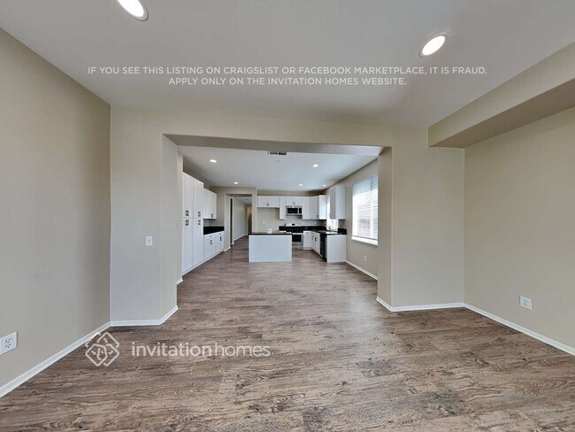 Building Photo - 27623 Mangrove St