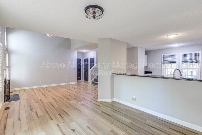 Building Photo - 103 Unaka Ct