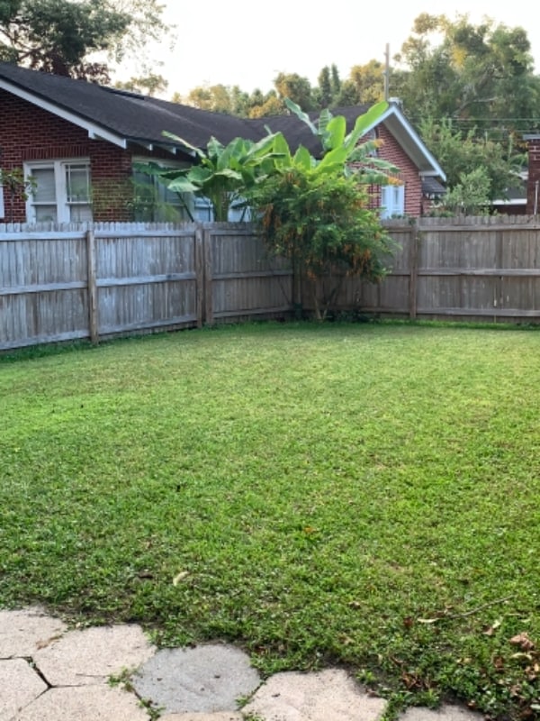 Building Photo - 774 Acosta St