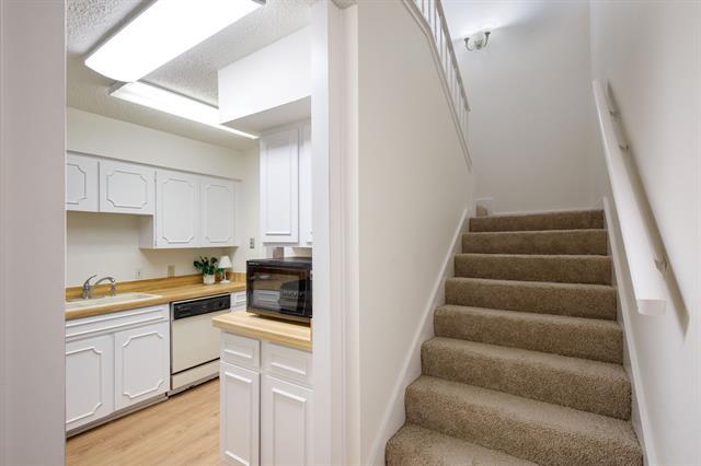 Building Photo - 5949 Copperwood Ln