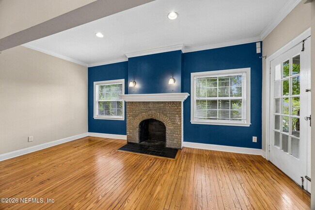 Building Photo - 3643 Herschel St