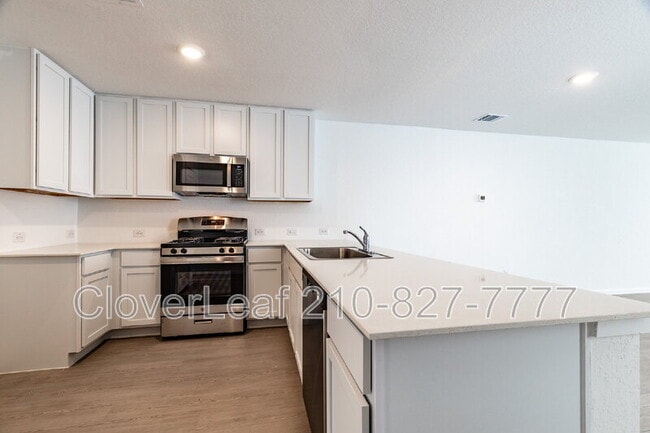 Building Photo - 506 Sarah Wy