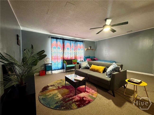 Building Photo - 12439 Largo Dr