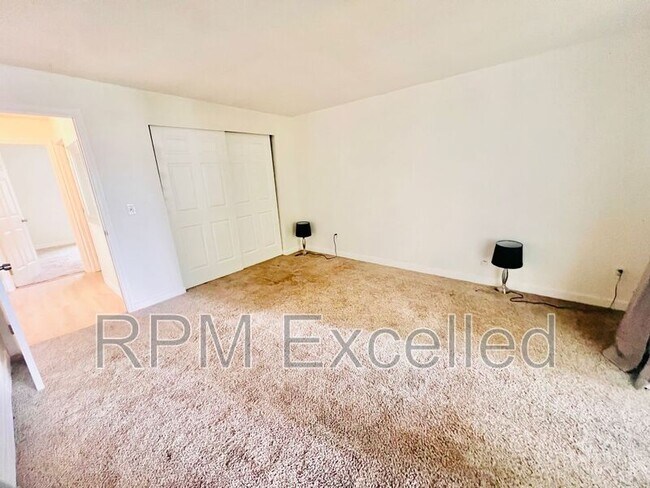 Building Photo - 13713 SE 258th Pl