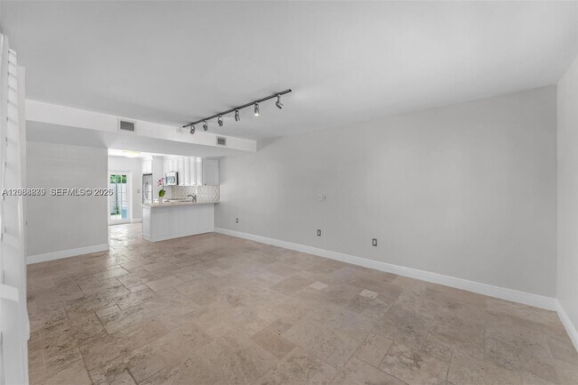 Building Photo - 7871 SW 102nd Ln