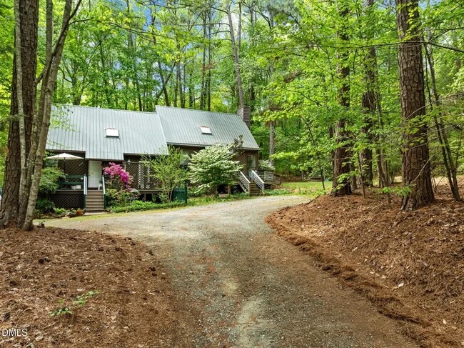 Building Photo - 103 Hidden Valley Dr