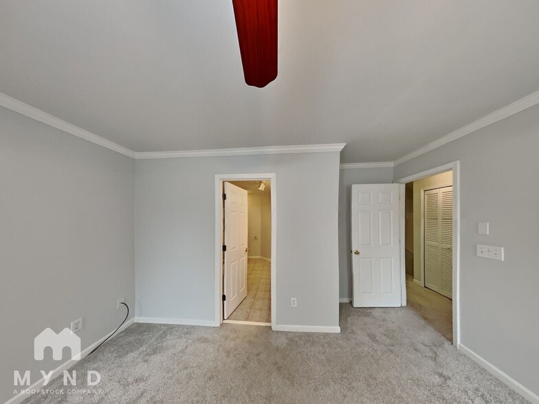 Building Photo - 2314 Longcourt Wy