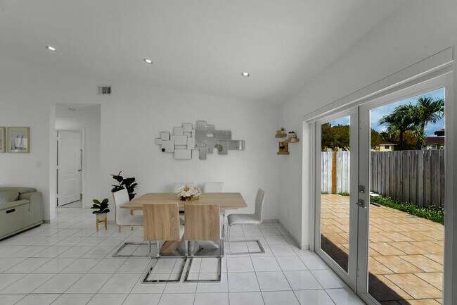 Building Photo - 17255 NW 72nd Ct