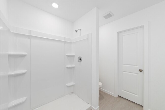Building Photo - 3028 Huntersville Dr