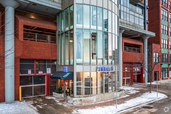 Entrance - Pinnacle Condominiums