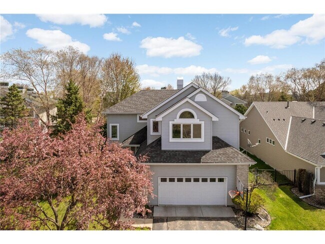 Building Photo - 15765 25th Pl N