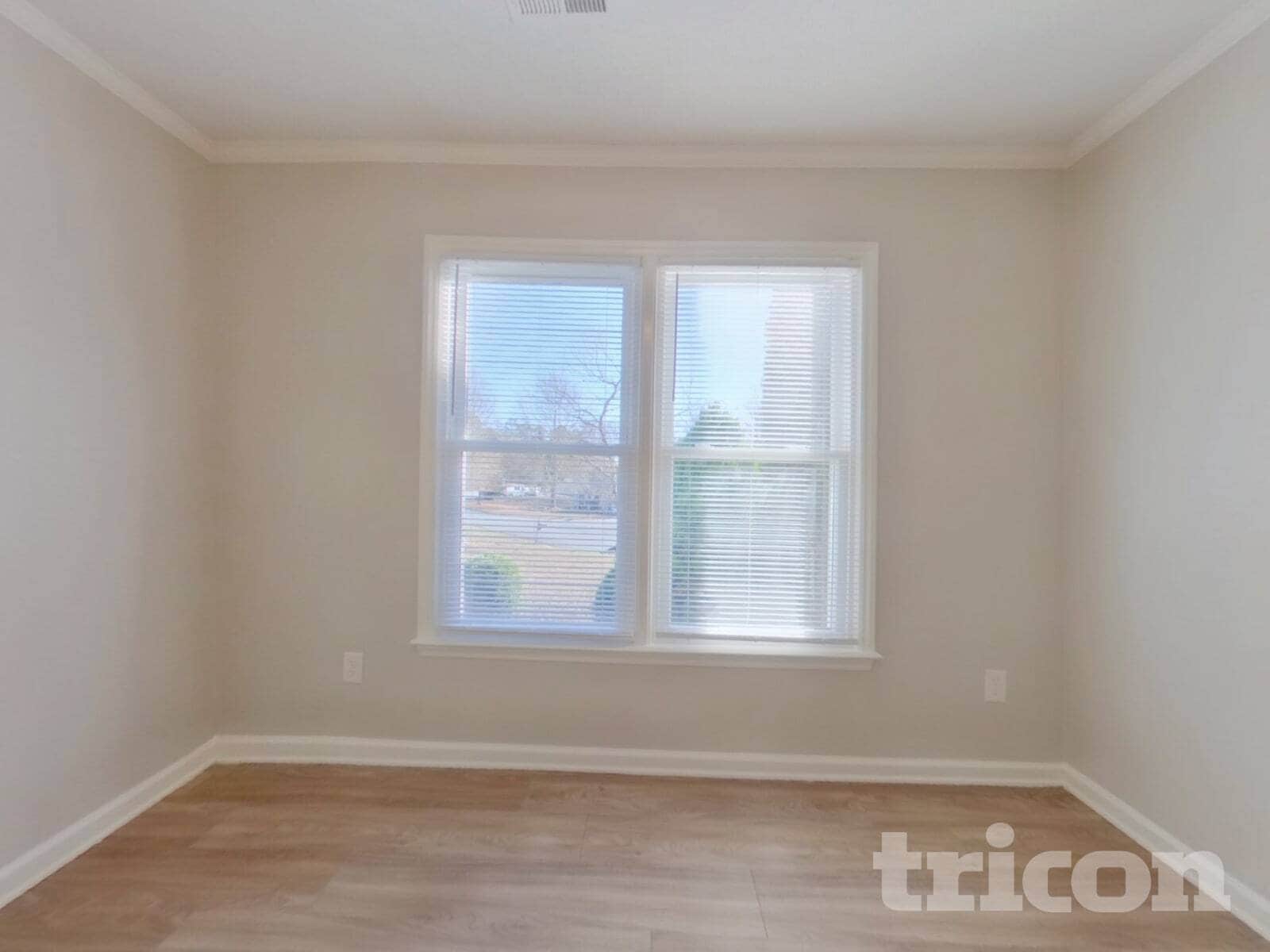 Building Photo - 1305 Rock Knoll Dr