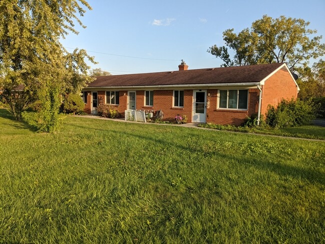 Primary Photo - 4923 Devonshire Rd