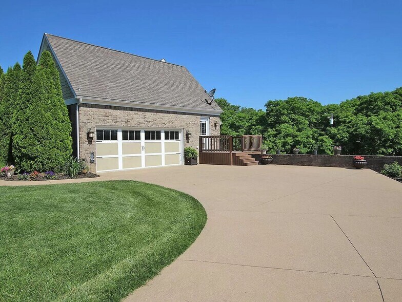 Building Photo - 109 Lantern Trail