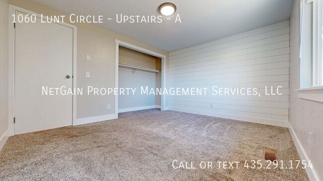 Building Photo - 1060 Lunt Cir