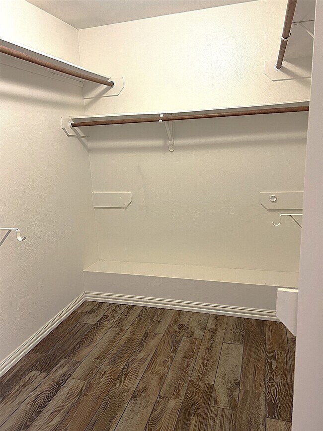 Building Photo - 3027 Sandpiper St