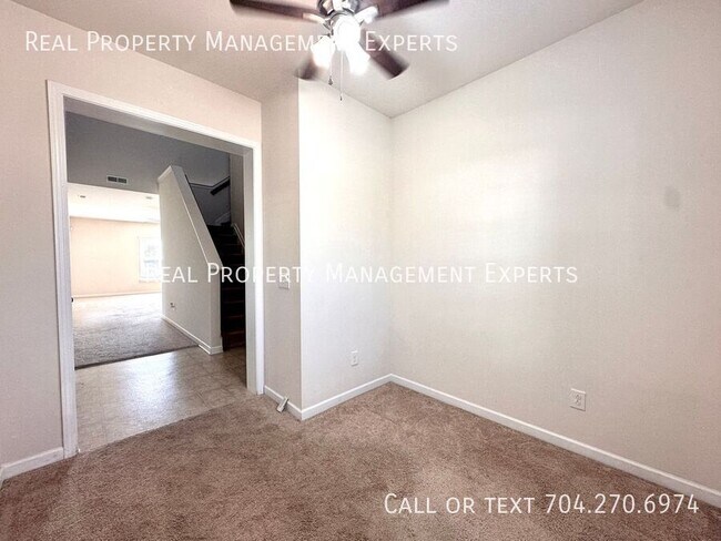 Building Photo - 6524 Portland Rose Ln